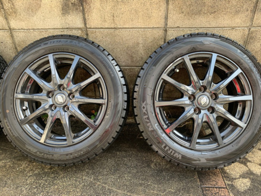 シエンタ  スタッドレスタイヤ 185/60r15 5穴 ４本セット　訳あり格安