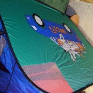 キッズ用ポップアップテント（お取引中）
