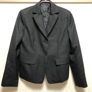 Sサイズの方向き　コムサのウール100％ブレザー