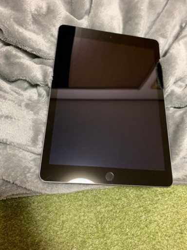 iPad 第5世代 32GB スペースグレイ