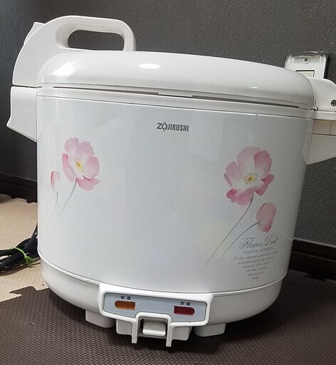 中古　ZOJIRUSHI炊飯電子ジャーNYE-2700 2.7L