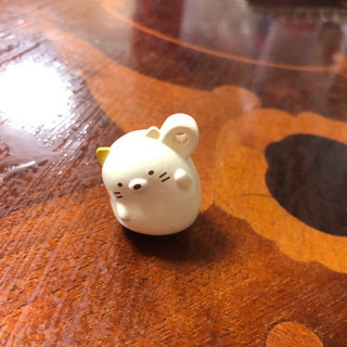 すみっこくらし　ネコ　フィギュア　びっくらたまご