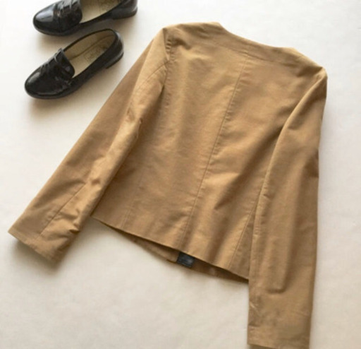 美品 Oggi掲載*トゥモローランド レーヨンコットンノーカラージャケット