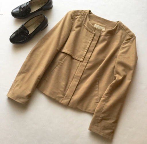 美品 Oggi掲載*トゥモローランド レーヨンコットンノーカラージャケット