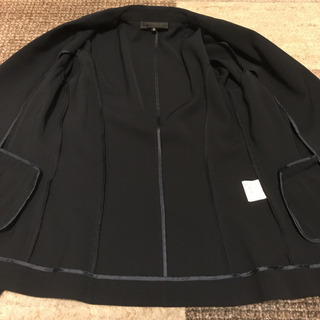 美品！untitled スカートスーツ（上下）の画像