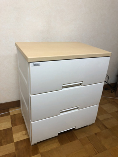 Fits フィッツ　プラスチック収納　チェスト