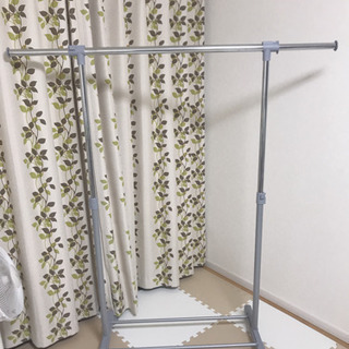 【美品】シングルのハンガーラック 値下げしました