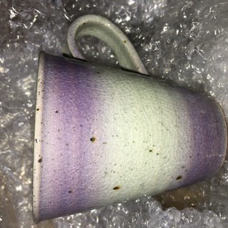 新品未使用　高級な陶器　マグカップ　藤色　パープル　紫色の画像