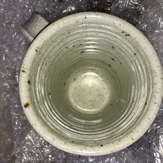 新品未使用　高級な陶器　マグカップ　藤色　パープル　紫色の画像