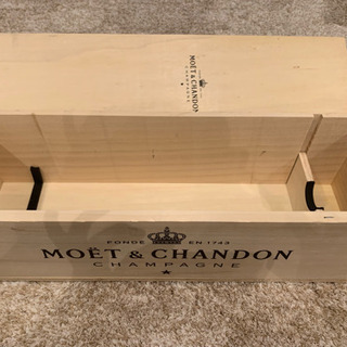 モエシャンドン 3000ml 空き瓶&木箱の画像