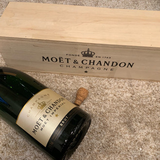 モエシャンドン 3000ml 空き瓶&木箱の画像