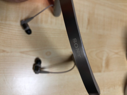 値下げしました?高音質イヤホン?ノイズキャンセリング?SONY WI-1000X