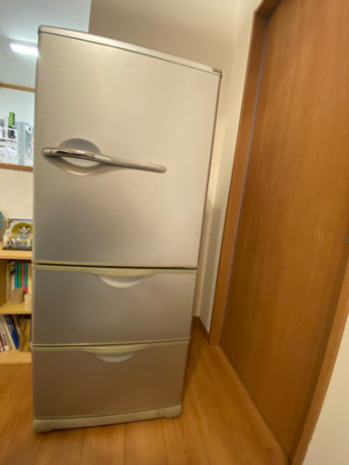 サンヨー　冷蔵庫　255L