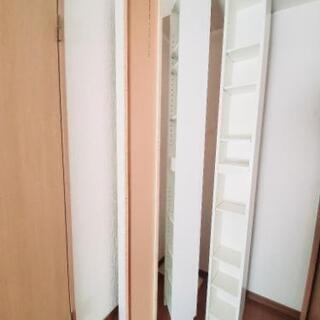 ①　残り2台、あらためて別に出品します  IKEA @800～（3台あり） 収納 北欧 本棚 玄関 イケア　無印　ナチュラル　GENEDBY グネドビー　スリム収納 すきまの画像