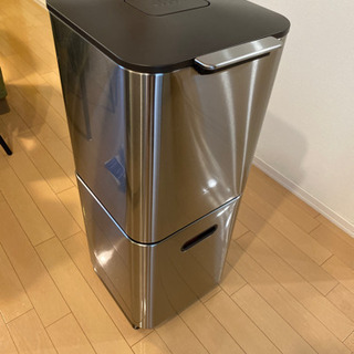 Joseph Joseph 分別式ゴミ箱「トーテム」40L