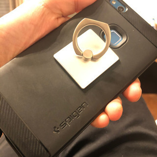 HUAWEI P10 LITE AU ケース付きスマホの画像