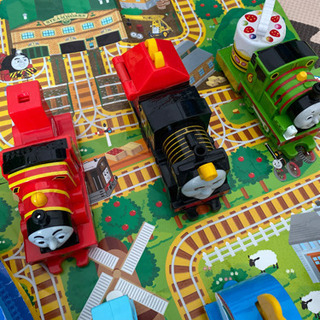 ハッピーセットトーマスの画像