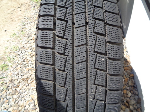 スタッドレスタイヤ195/65R15＋アルミホイール15インチ5穴