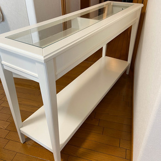 IKEA サイドテーブルの画像