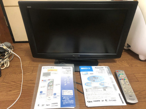 良品　パナソニック  ハイビジョン液晶テレビ　VIERA 22V型