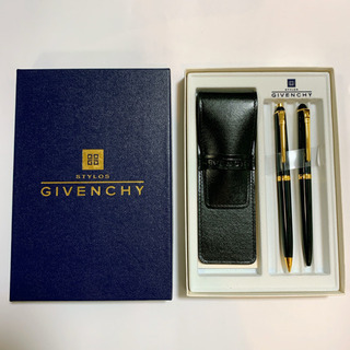 新品未使用　ジバンシイ ボールペン シャープペン 黒 ジバンシーの画像