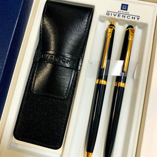新品未使用　ジバンシイ ボールペン シャープペン 黒 ジバンシー