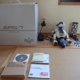 SONY aibo ERS-7 （箱付き・右足破損）