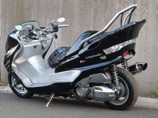 【YAMAHA マジェスティ】シルバー×ブラック！！スピーカー新品！！激目立！！