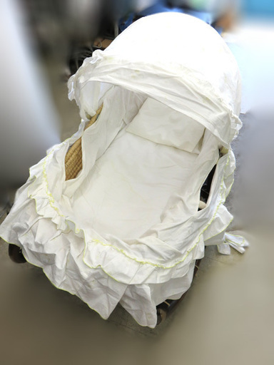 【自社配送は札幌市内限定】ラタン ベビーベッド クーハン+クーハン台 籐 ゆりかご バウンサー レトロ 【札幌白石区】