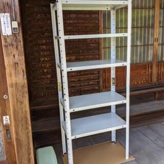 スチールラック①屋内にて使用（中古品）