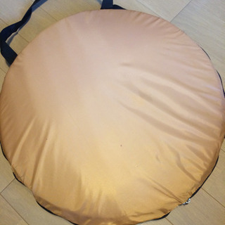 ポップアップテントの画像
