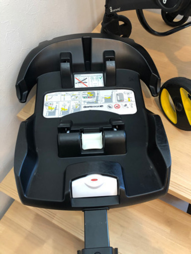 doona ベビーカー兼チャイルドシート　ISOFIX ベースセット