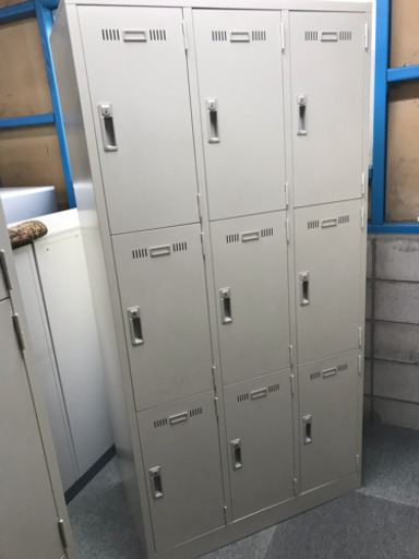 生興 9人用ロッカー カギ有 中古