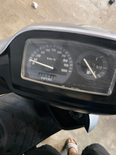 v100再投稿、値下げしました