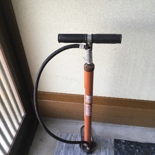 自転車空気入れ