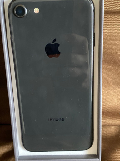 ★受付中　Phone 8 64GB スペースグレー　綺麗です！！