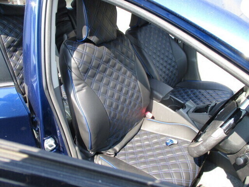 30系プリウス　シ－トカバ－１台分