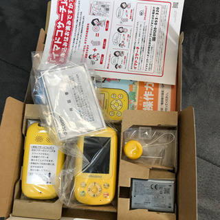 キッズ携帯　F-03J  ドコモ