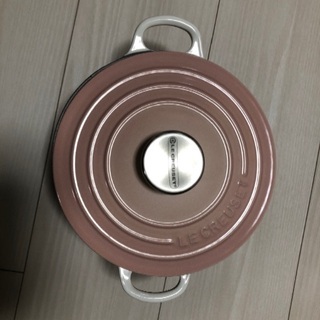 ル・クルーゼ　18㎝　ホーローココット鍋　ピンクの画像