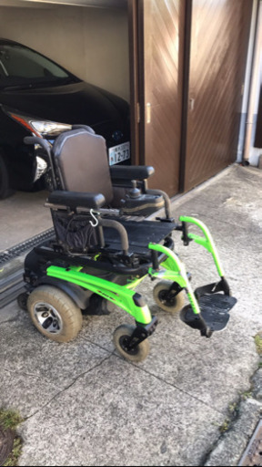 電動車椅子　QUICKIE P222SE