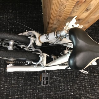 希少！１６インチ折り畳み自転車！サビ汚れあります！手を入れればまだ乗れます！が…の画像
