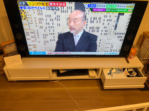 テレビ台　高さ30cm 奥行38.5cm 幅180cm  幅広です