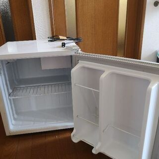 美品1ドア冷蔵庫ドン・キホーテブランド（サムスン製）の画像