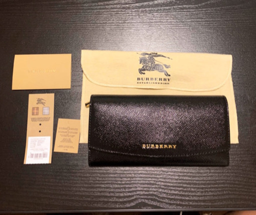 Burberry コンチネンタルウォレット