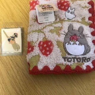 ジブリバッチとハンカチセット