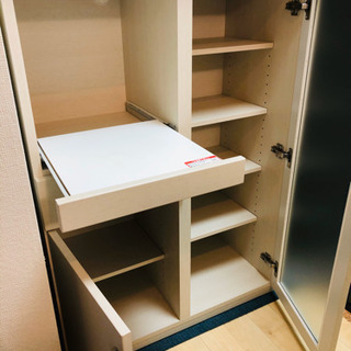 ニトリ食器棚の画像