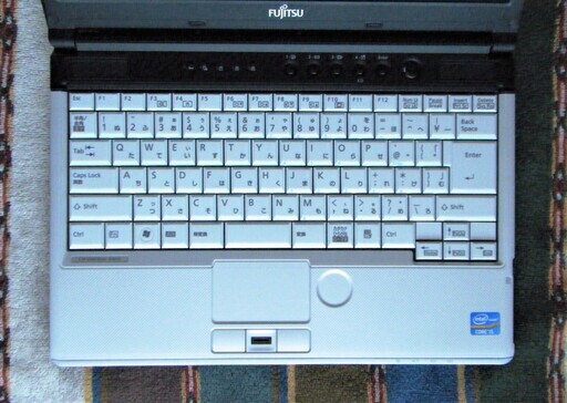 ?訳アリ/13.3型液晶/高性能?Core i5/HDD250GB♪/メモリ4GB♪/DVDドライブ♫/すぐ使えるWindows10/