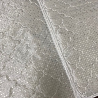 三つ折り(3分割)ポケットコイルマットレス シングルサイズの画像