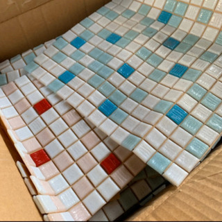 🌸50円！生活応援価格！🌸 ✨ガラスモザイク✨1枚 MATERIALS