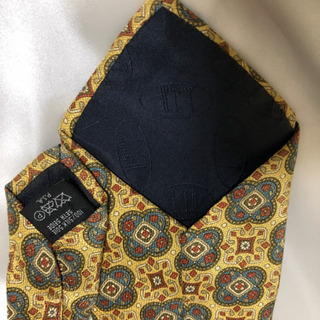 かなり渋め！　ダンヒルネクタイ　イエロー　送料無料　 MADE IN ITALYの画像